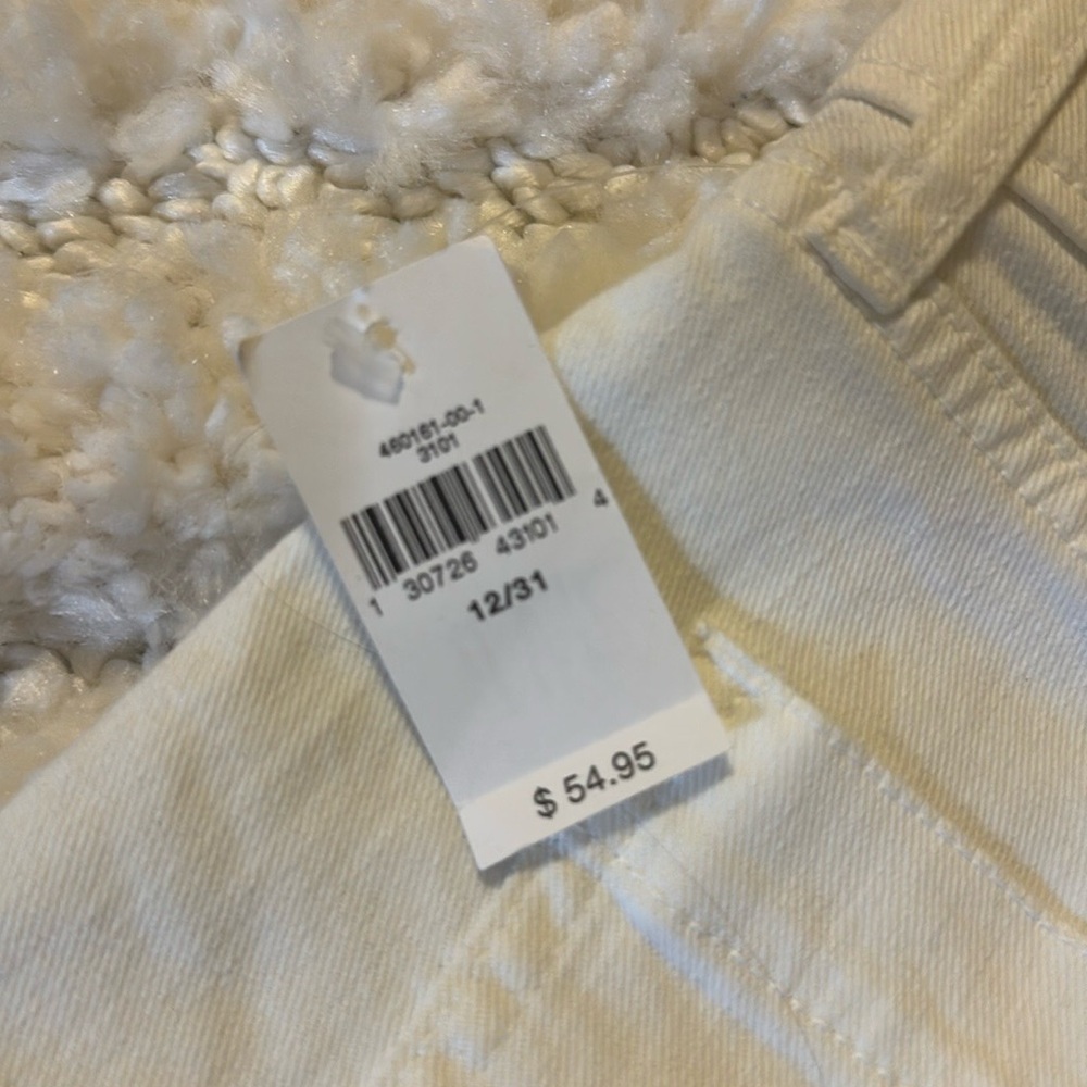 GAP High Rise Shorts - Picture 5 of 5